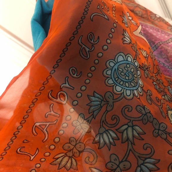 Hermes L’abre de vie Scarf. Hand rolled.  Silk - Picture 9 of 16